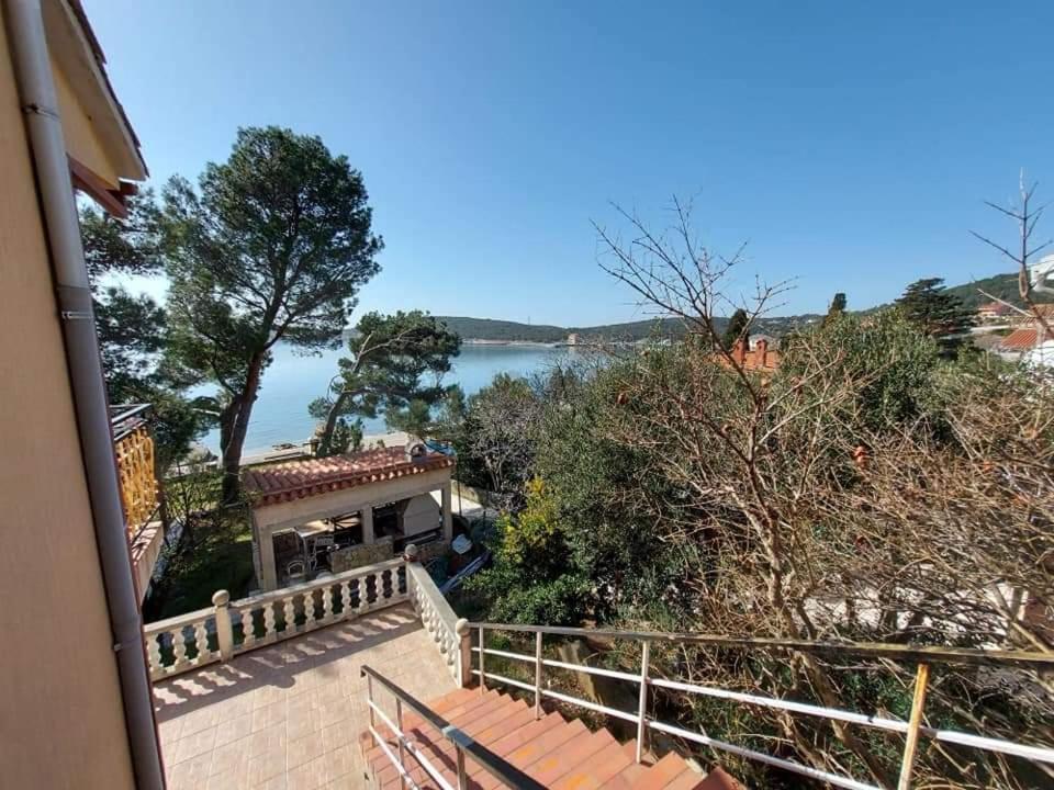 Apartment Seaside Dunka Martinscica (Cres)